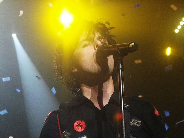 800px-Billie_Joe_Armstrong_at_Madison_Square_Garden